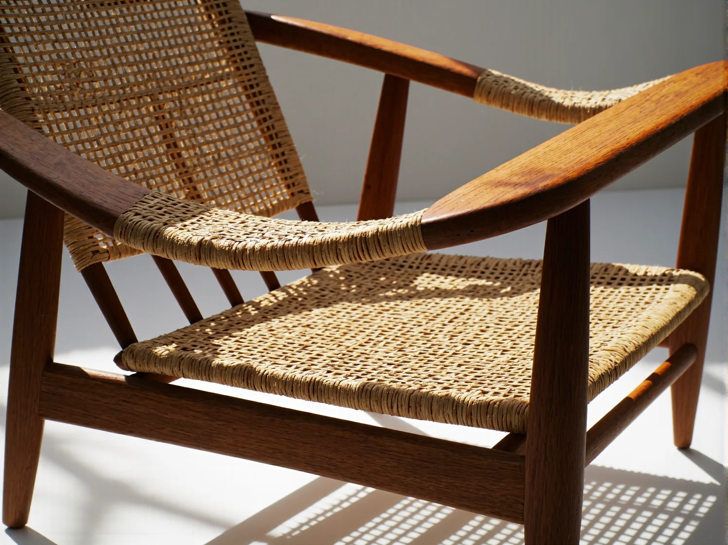 Raport: Jak wzrost cen energii wpływa na koszty produkcji mebli? - ilustracja 3